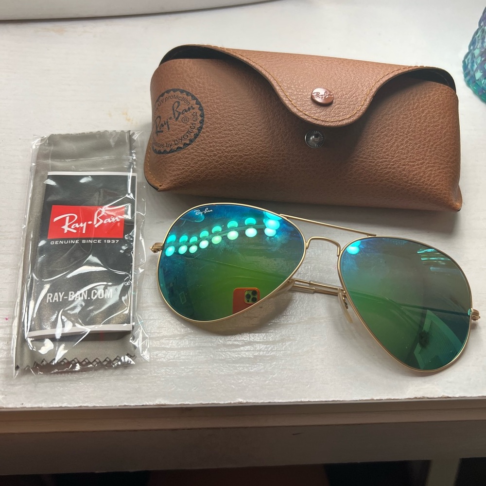 Blue Ray Ban Aviators